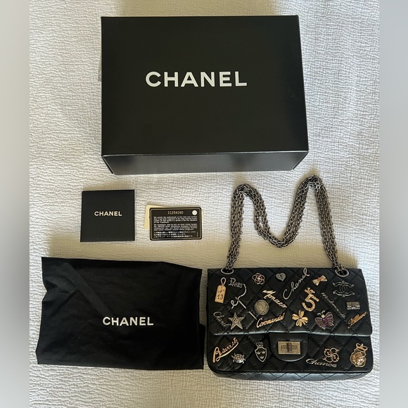 CHANEL Lucky Charms 2.55 225 Black Reissue Classic Flap w/Pearl/Strass FULL SET - Picture 4 of 14